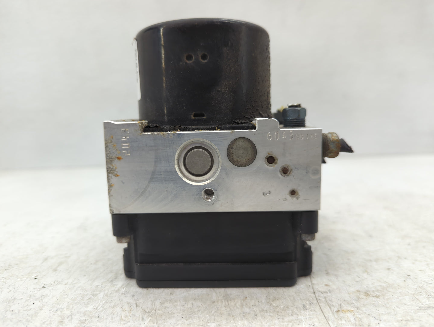 2013 Bmw 328i ABS Pump Control Module Replacement P/N:0962-0828 412628010BA, 6 860 731 Fits OEM Used Auto Parts - Oemusedaut
