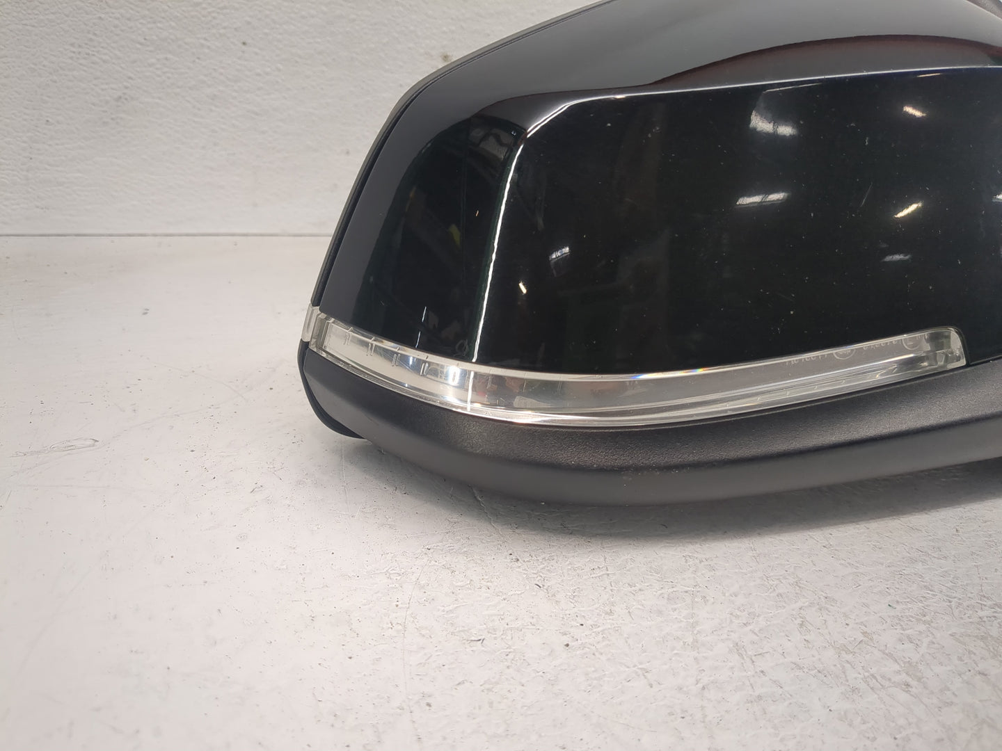 2012-2013 Bmw 328i Side Mirror Replacement Passenger Right View Door Mirror P/N:7258290 Fits Fits 2012 2013 OEM Used Auto Pa