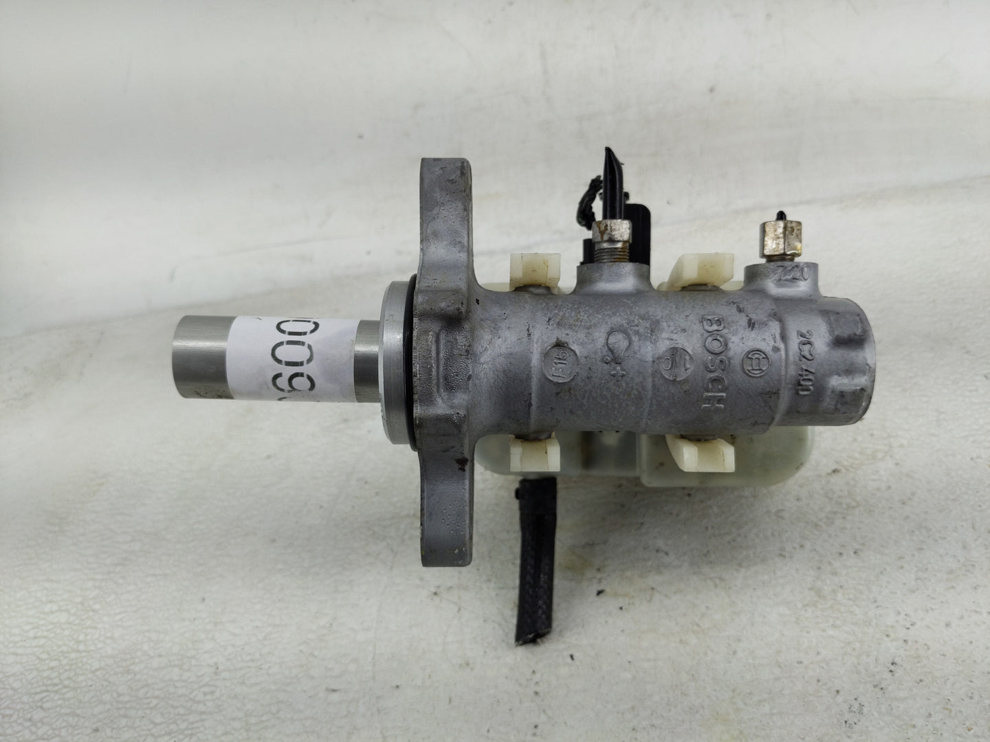 2007-2013 Bmw 328i Brake Master Cylinder - Oemusedautoparts1.com