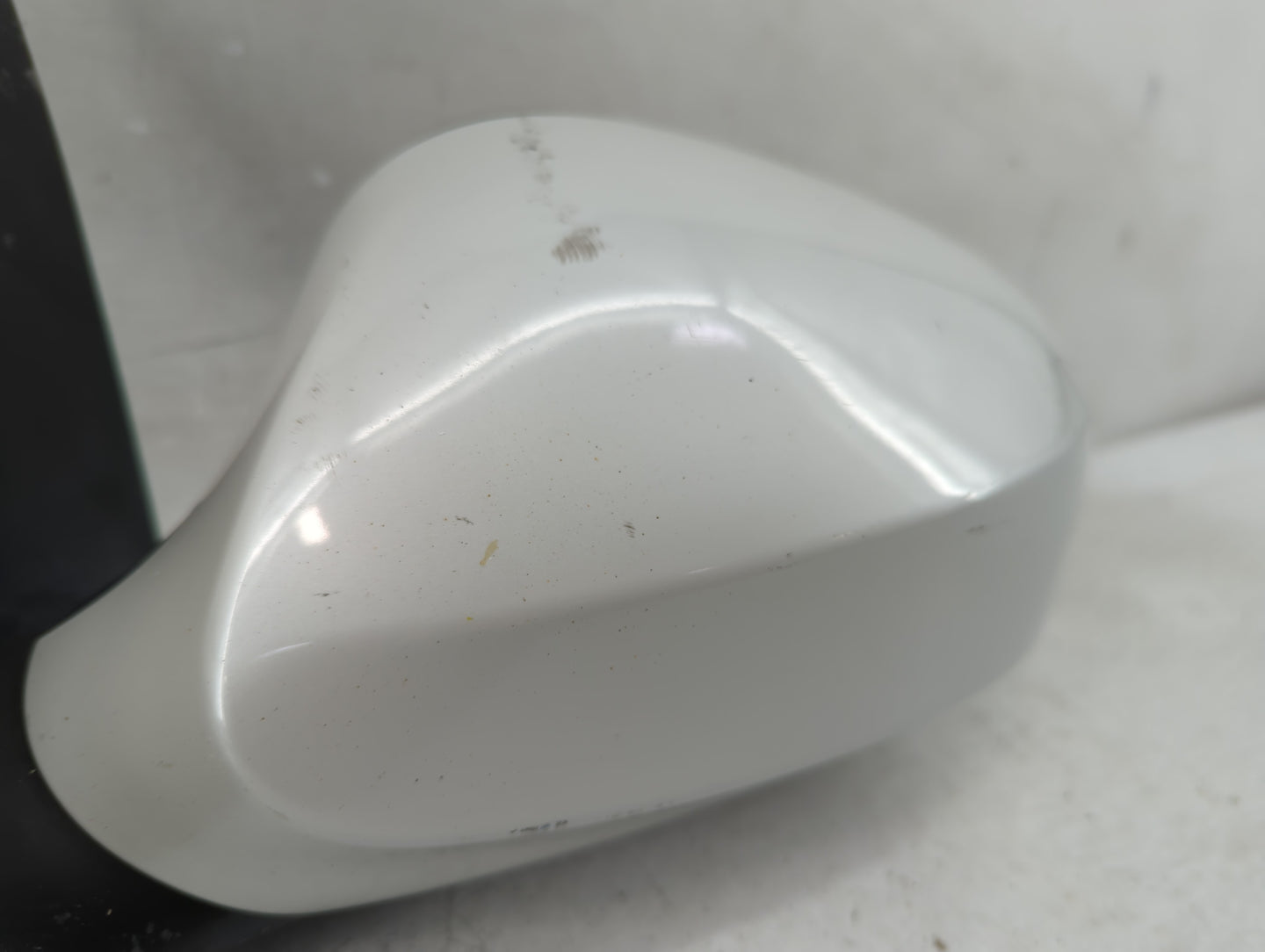 2010-2013 Bmw 328i Driver Side View Mirror - Left Door Mirror OEM Used - Oemusedautoparts1.com