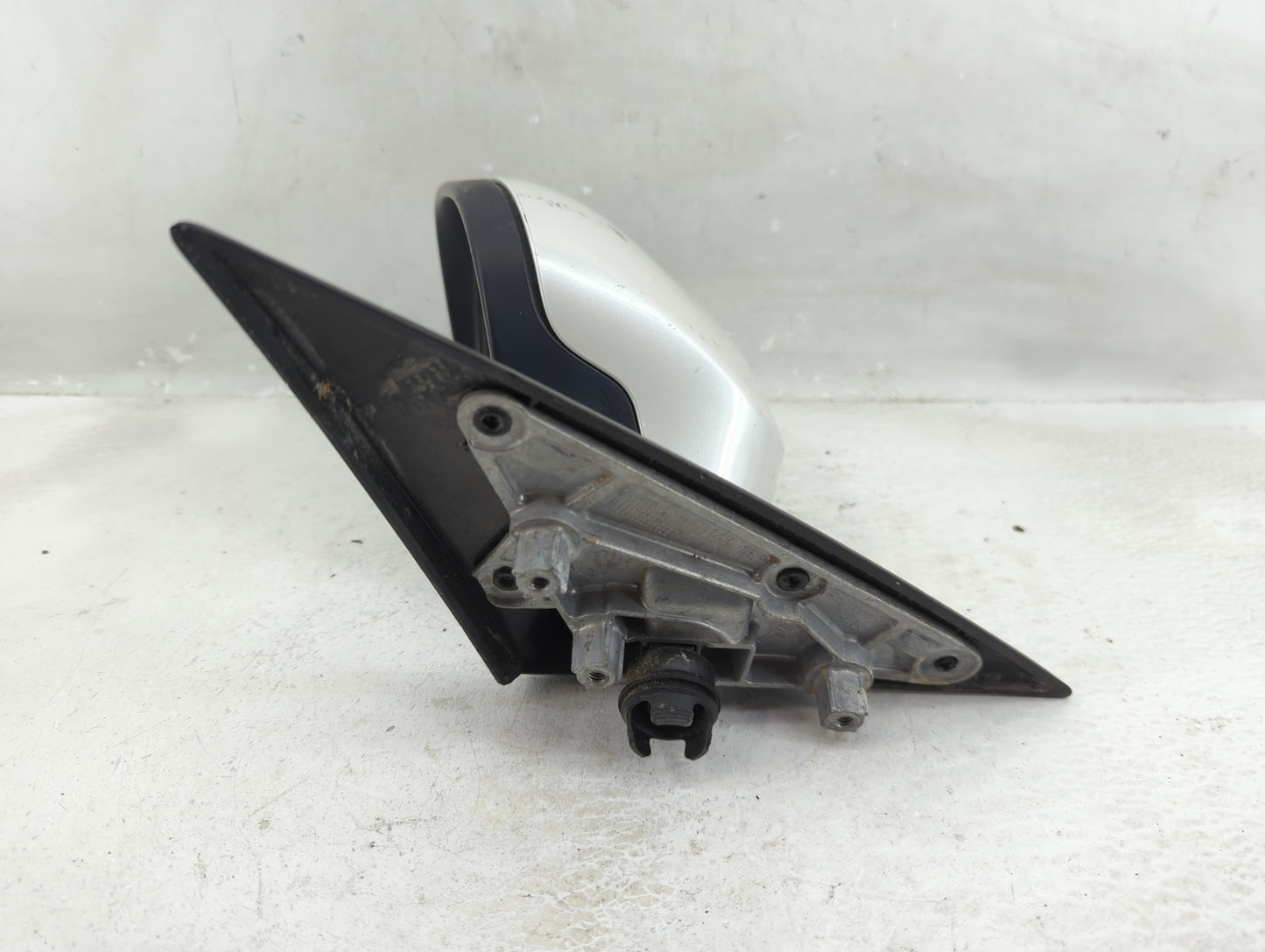 2010-2013 Bmw 328i Driver Side View Mirror - Left Door Mirror OEM Used - Oemusedautoparts1.com