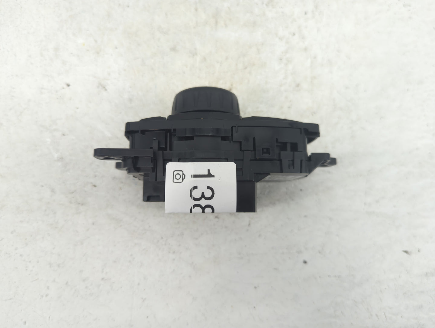 2012-2016 Bmw 328i Radio AM FM Cd Player Receiver Replacement P/N:033623203 Fits OEM Used Auto Parts - Oemusedautoparts1.com