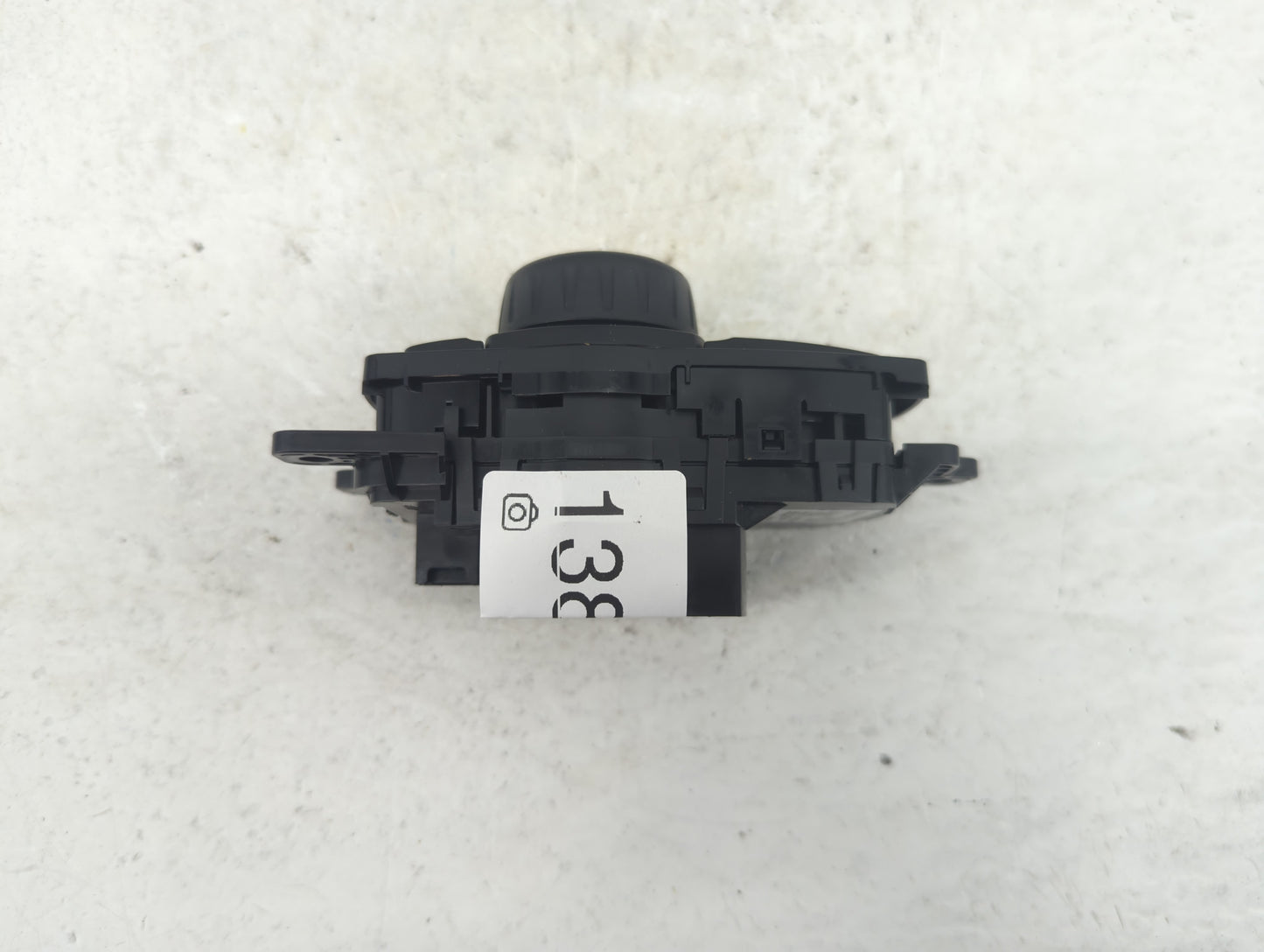 2012-2016 Bmw 328i Radio AM FM Cd Player Receiver Replacement P/N:033623203 Fits OEM Used Auto Parts - Oemusedautoparts1.com