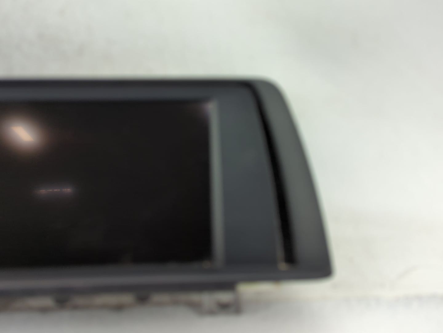 2012-2016 Bmw 328i Information Display Screen 1388106 - Oemusedautoparts1.com