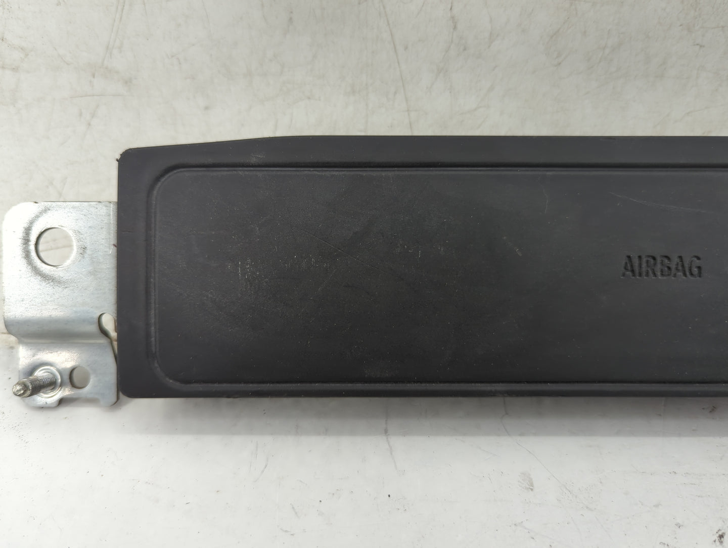 2007-2013 Bmw 328i Air Bag Passenger Right Knee OEM P/N:KV922865311 Fits Fits 2007 2008 2009 2010 2011 2012 2013 OEM Used Au
