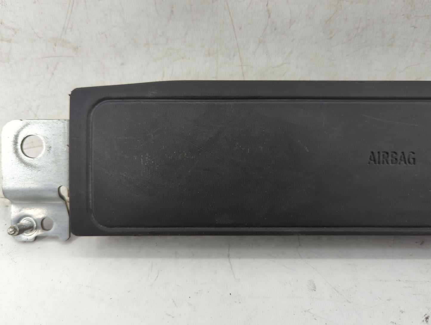 2007-2013 Bmw 328i Air Bag Passenger Right Knee OEM P/N:KV922865311 Fits Fits 2007 2008 2009 2010 2011 2012 2013 OEM Used Au