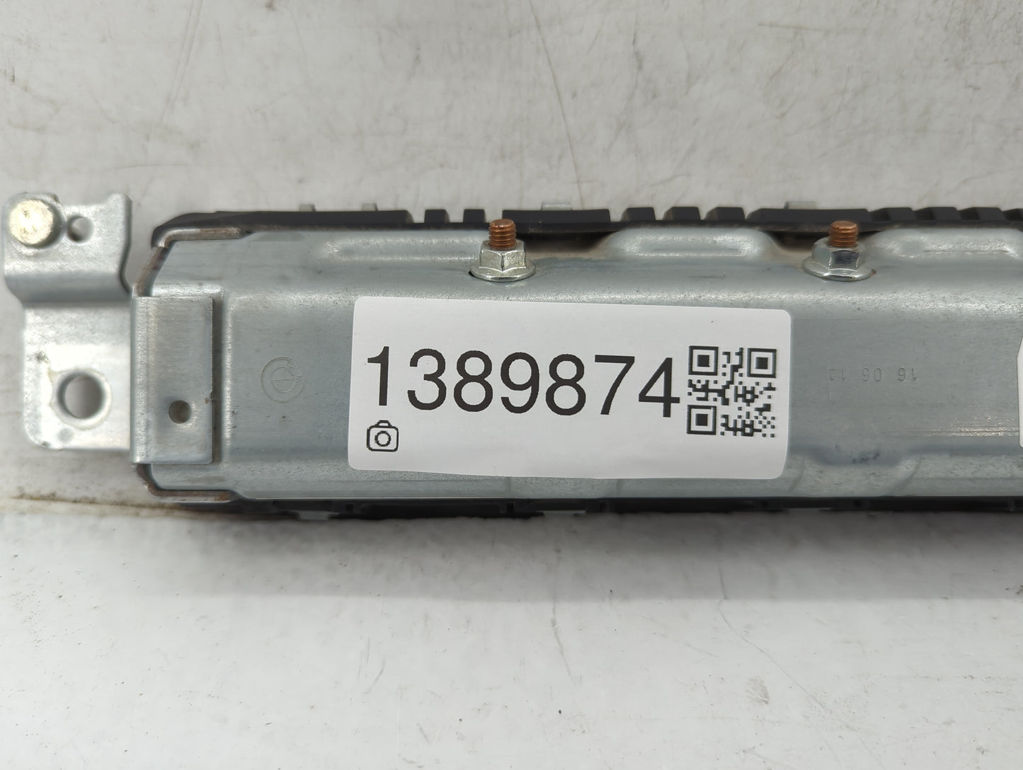 2007-2013 Bmw 328i Air Bag Passenger Right Knee OEM P/N:KV922865311 Fits Fits 2007 2008 2009 2010 2011 2012 2013 OEM Used Au
