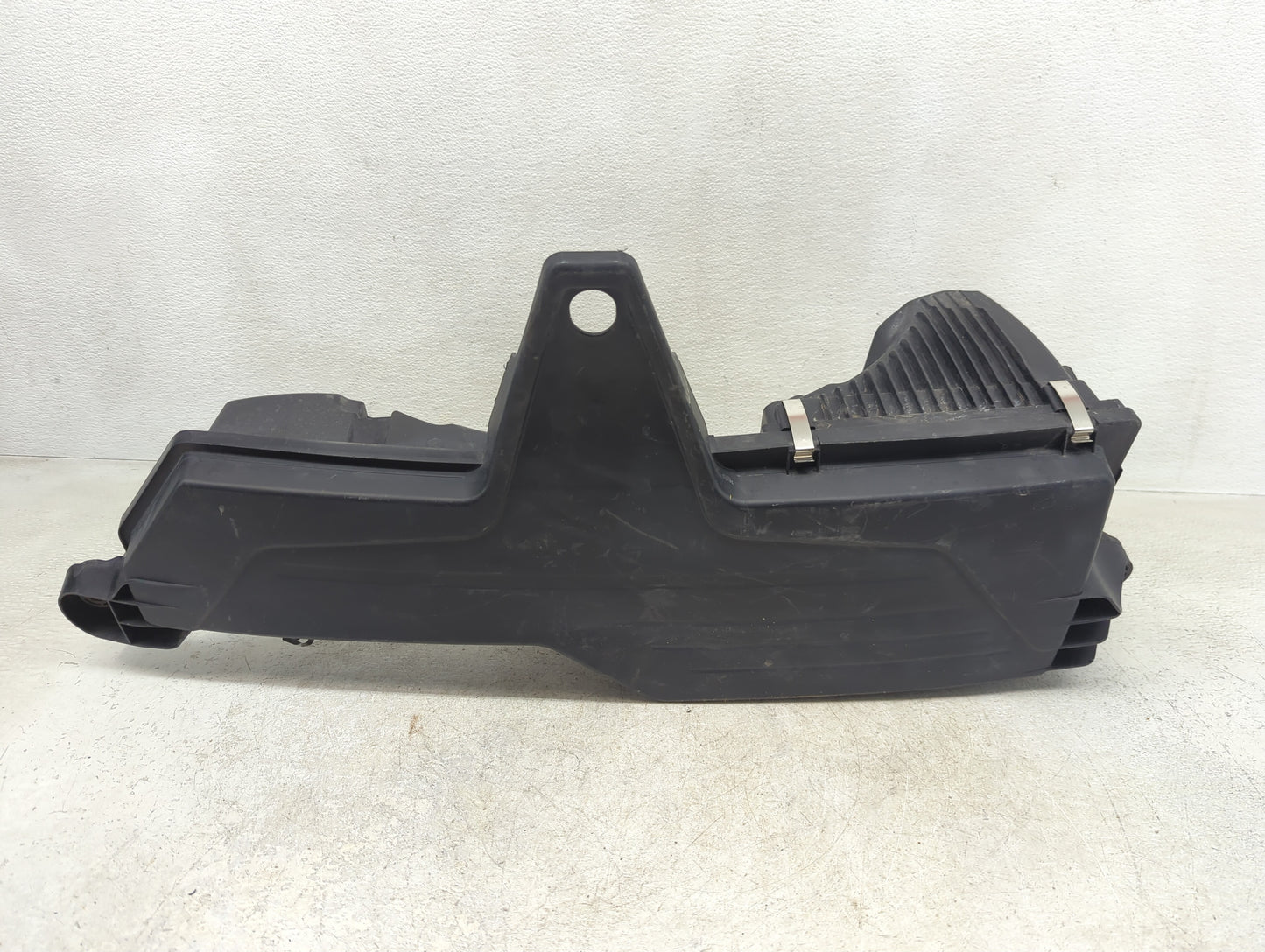 2012-2016 Bmw 328i Air Cleaner Intake-duct Hose Tube - Oemusedautoparts1.com