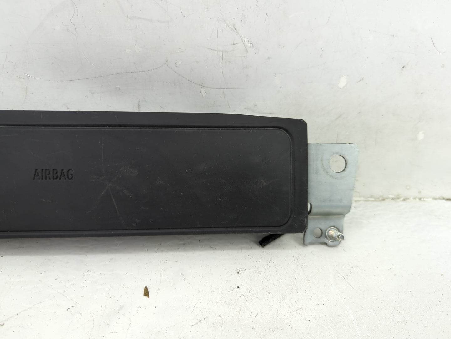 2013 Bmw 328i Air Bag Passenger Right Knee OEM P/N:1024565/06 Fits OEM Used Auto Parts - Oemusedautoparts1.com