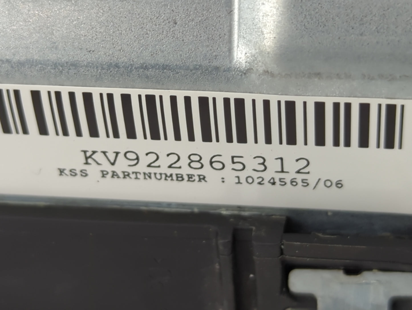 2013 Bmw 328i Air Bag Passenger Right Knee OEM P/N:1024565/06 Fits OEM Used Auto Parts - Oemusedautoparts1.com