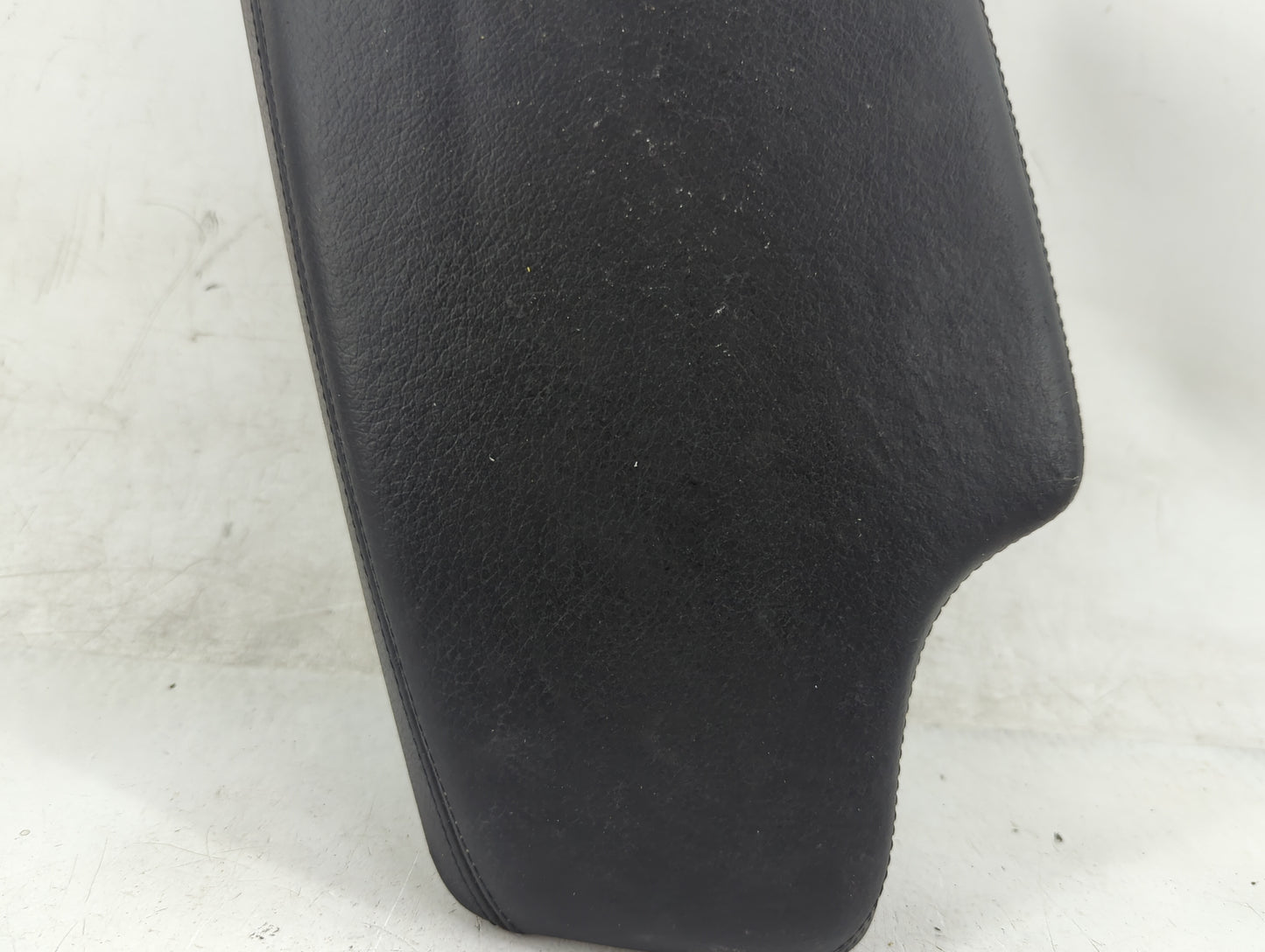 2013 Bmw 328i Center Console Armrest Cover Lid Fits OEM Used Auto Parts - Oemusedautoparts1.com