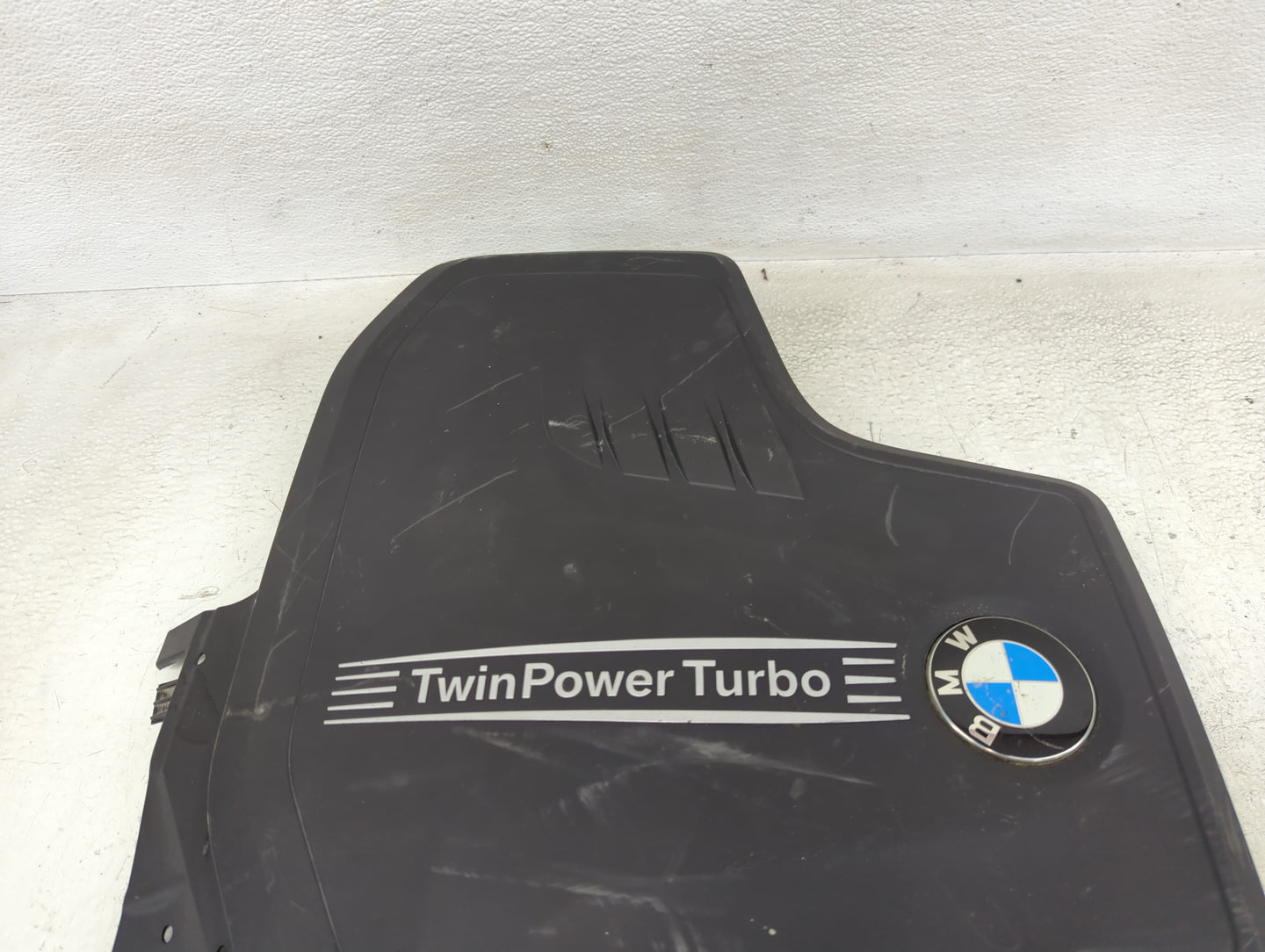 2013 Bmw 328i Engine Cover - Oemusedautoparts1.com
