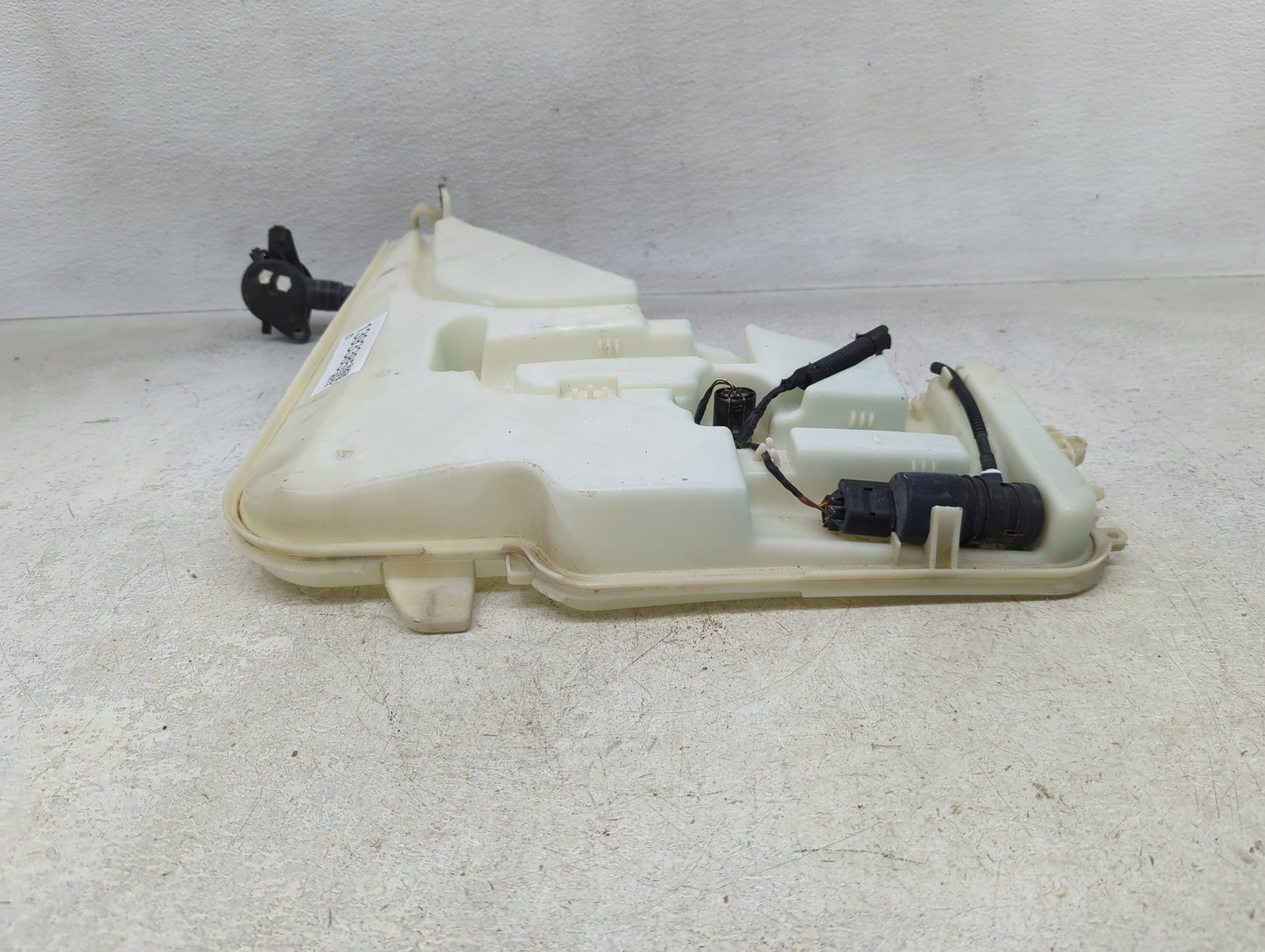 2012-2016 Bmw 328i Radiator Coolant Overflow Expansion Tank Bottle - Oemusedautoparts1.com