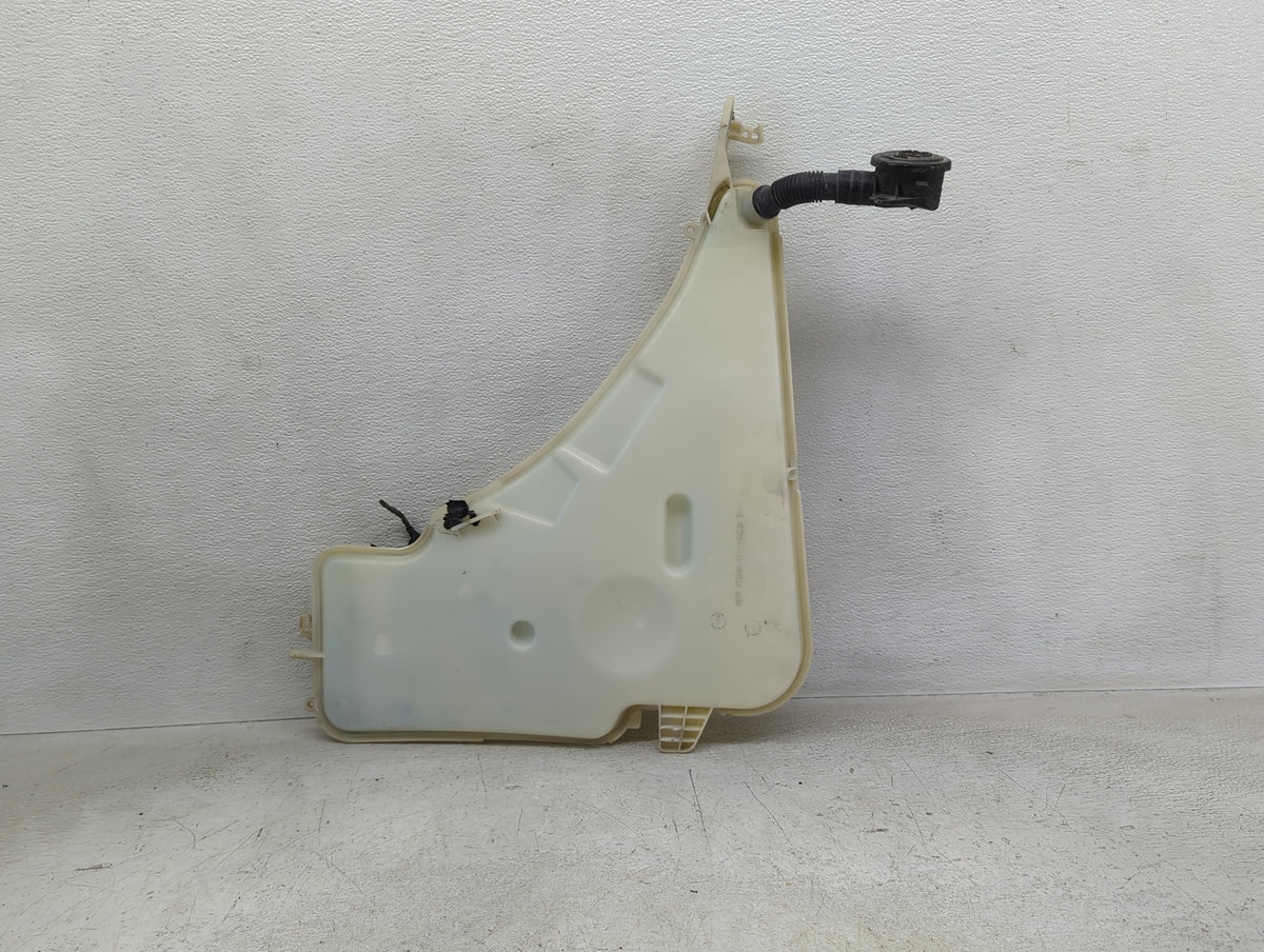 2012-2016 Bmw 328i Radiator Coolant Overflow Expansion Tank Bottle 1393385 - Oemusedautoparts1.com