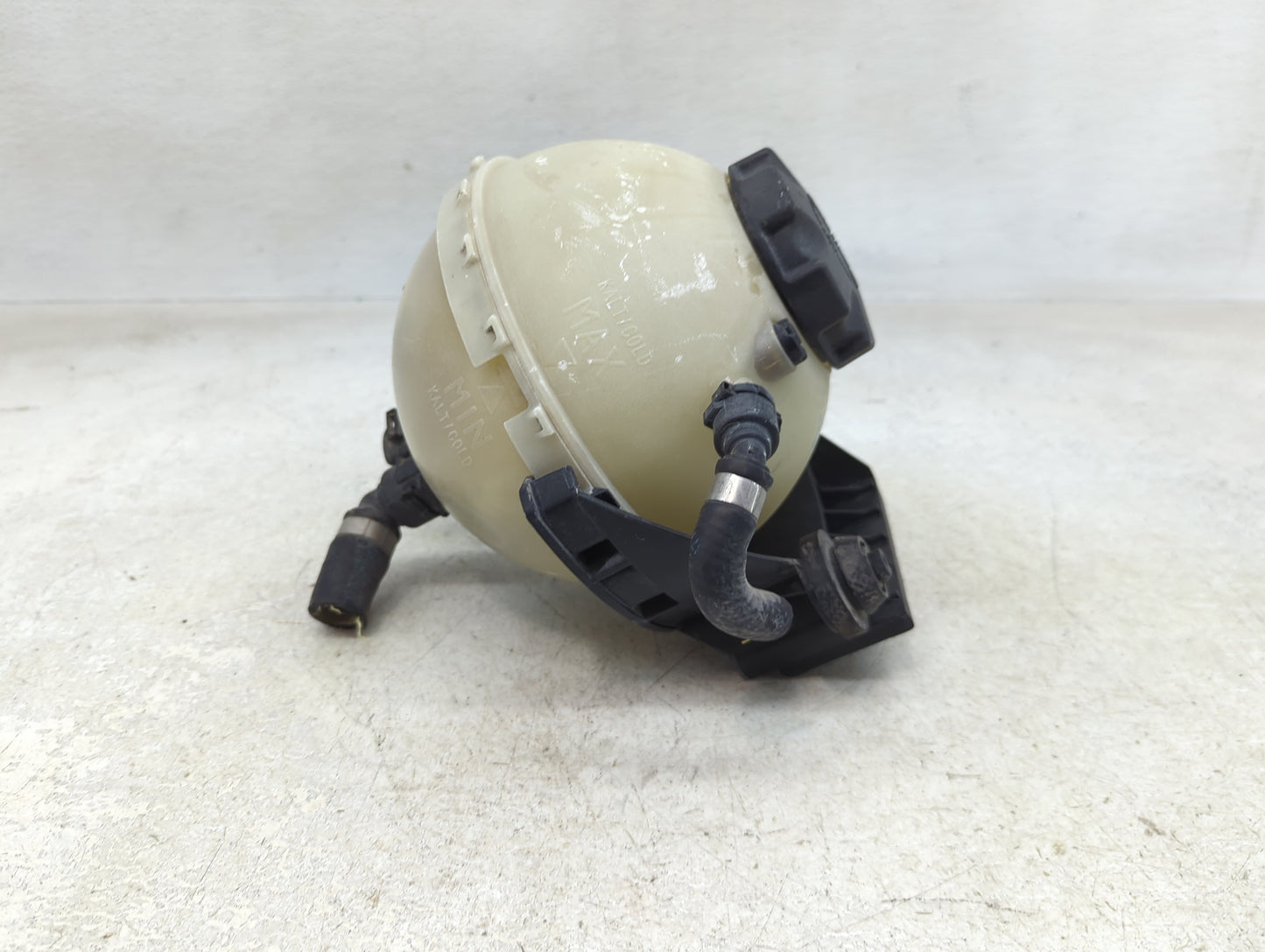 2012-2016 Bmw 328i Radiator Coolant Overflow Expansion Tank Bottle 1393642 - Oemusedautoparts1.com