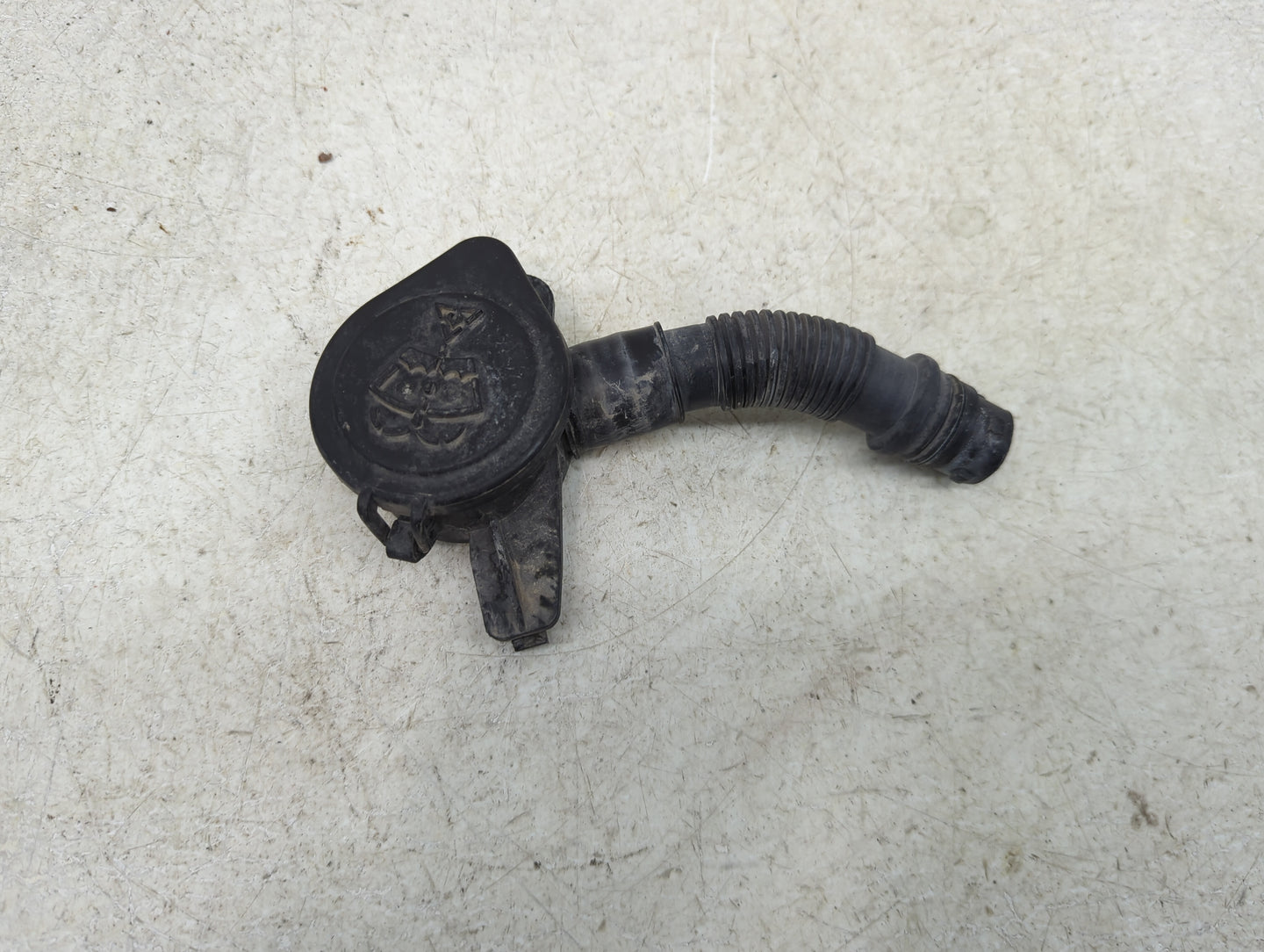 2012-2016 Bmw 328i Windshield Washer Fluid Reservoir Bottle Oem - Oemusedautoparts1.com