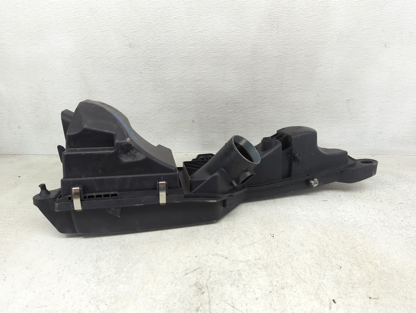 2012-2016 Bmw 328i Air Cleaner Intake-duct Hose Tube - Oemusedautoparts1.com