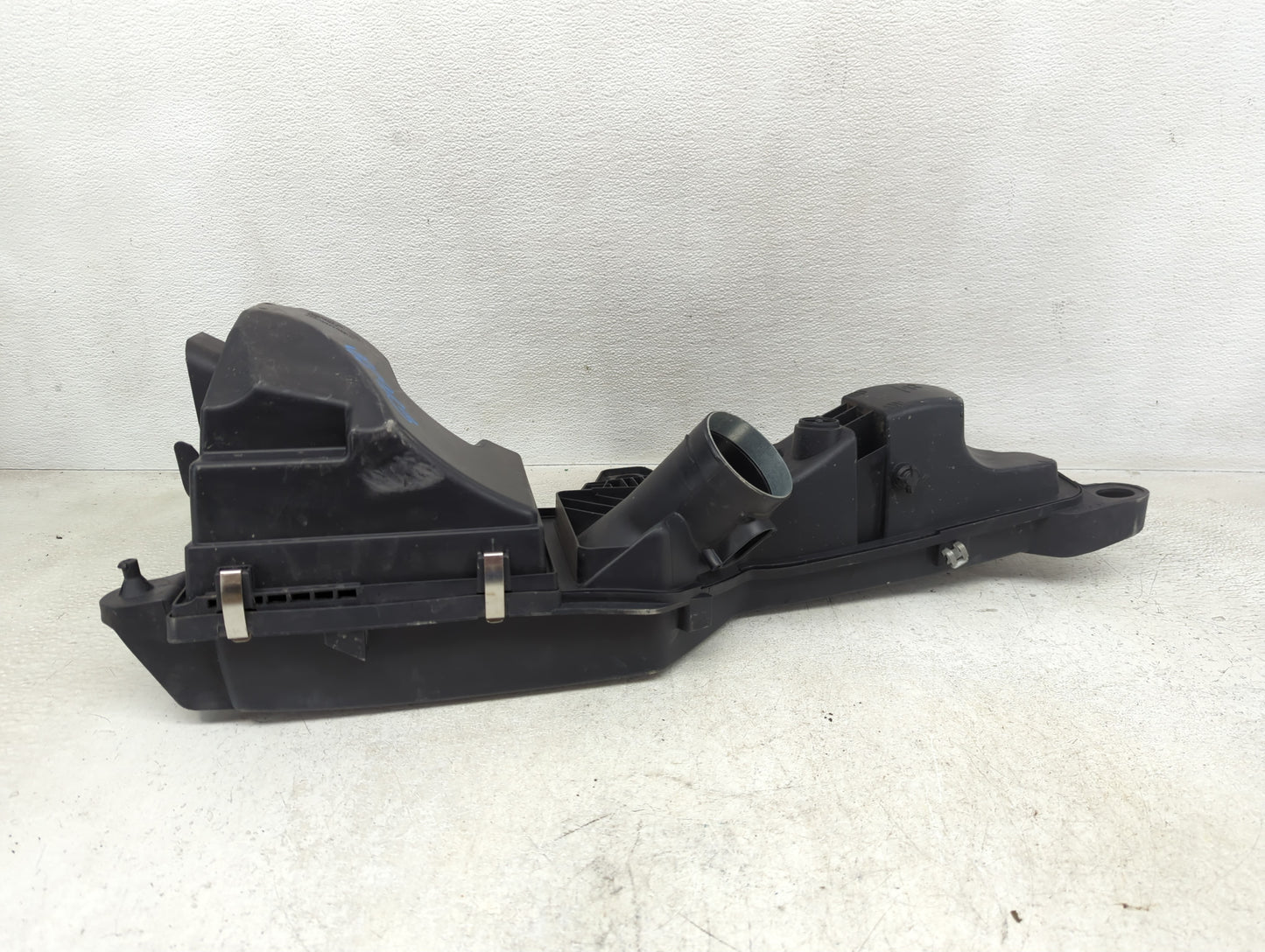 2012-2016 Bmw 328i Air Cleaner Intake-duct Hose Tube - Oemusedautoparts1.com