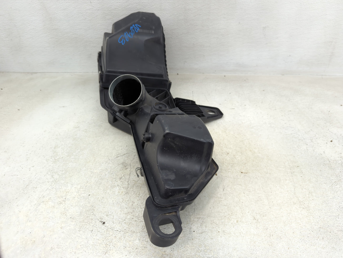 2012-2016 Bmw 328i Air Cleaner Intake-duct Hose Tube - Oemusedautoparts1.com