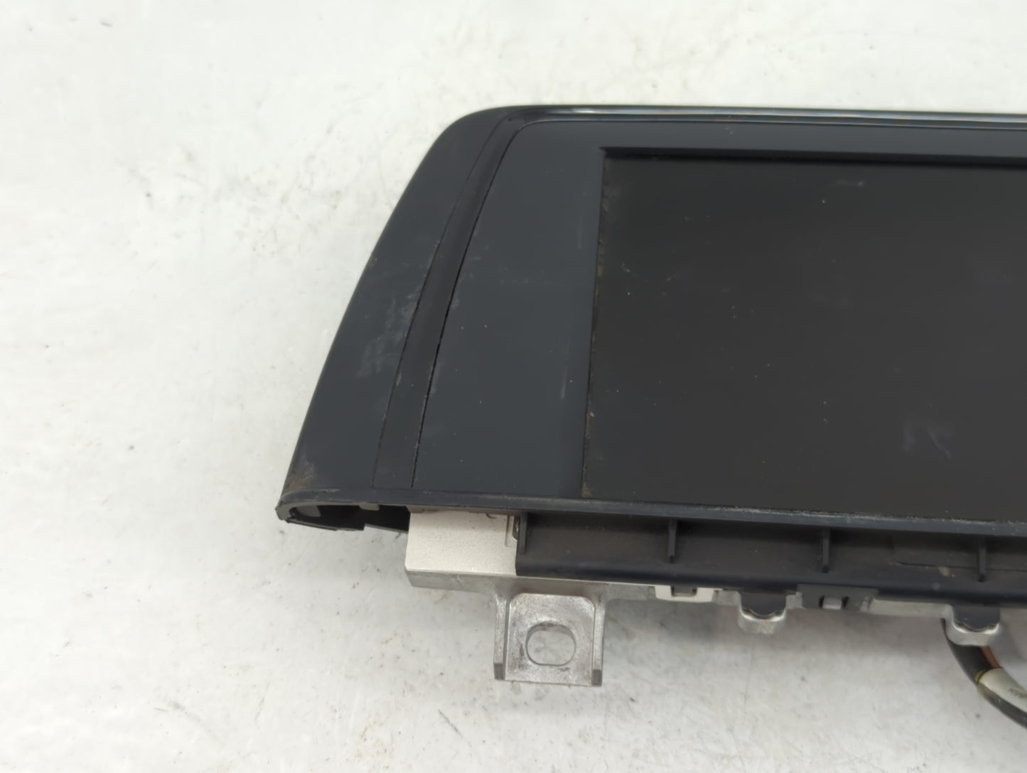2012-2016 Bmw 328i Information Display Screen - Oemusedautoparts1.com