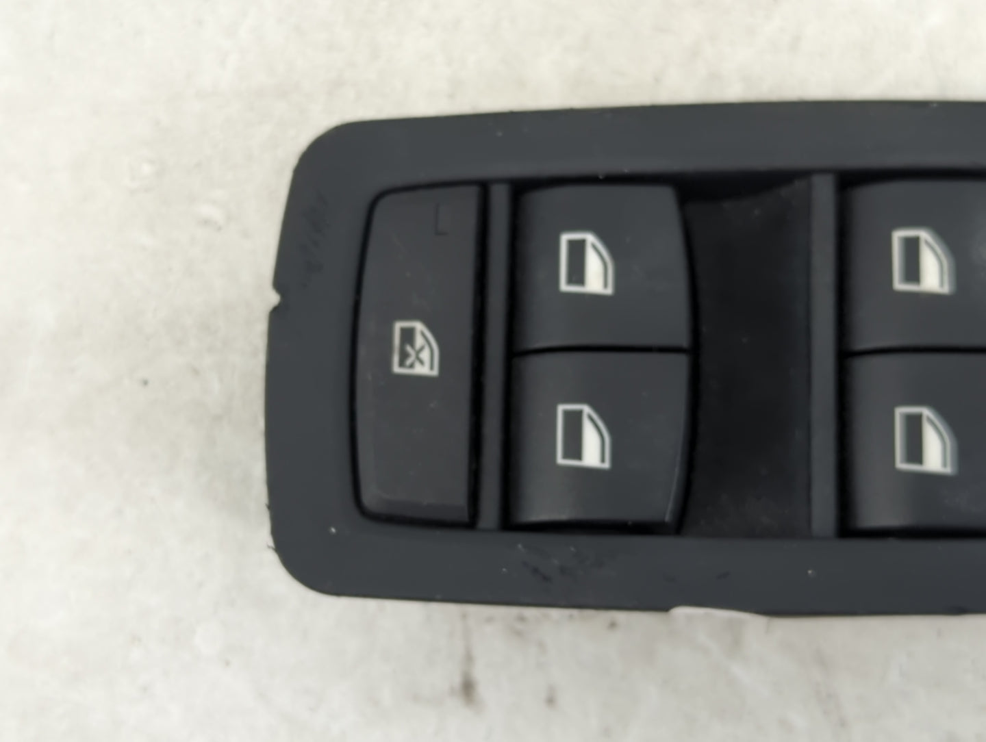 2012-2016 Bmw 328i Master Power Window Switch Replacement Driver Side Left P/N:9208111-02 Fits OEM Used Auto Parts - Oemused