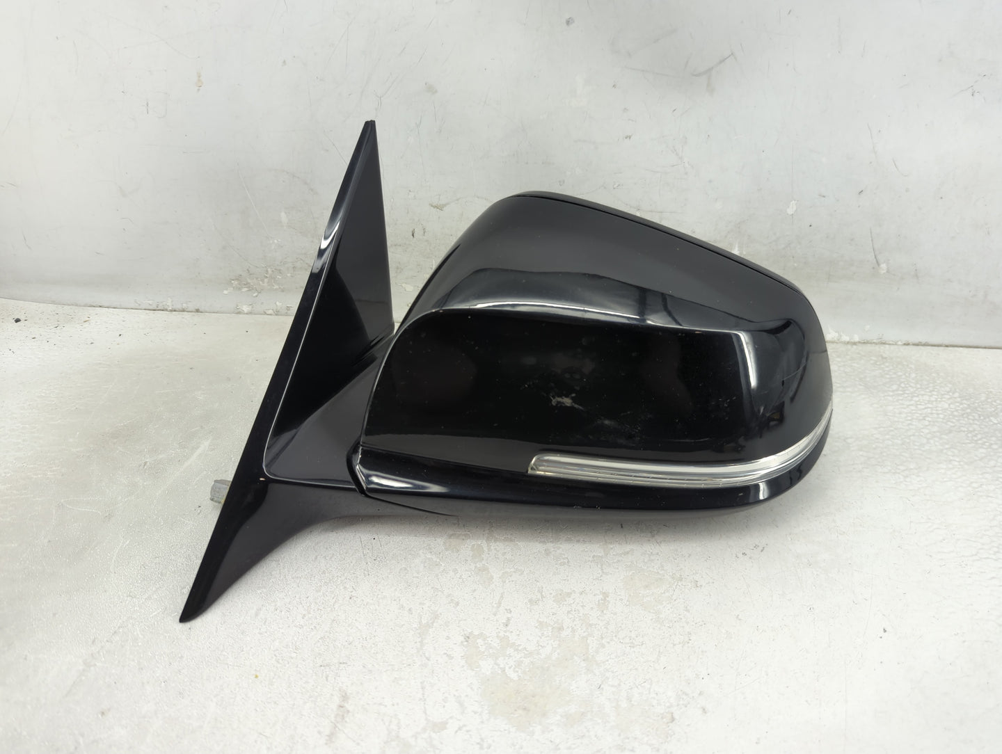 2013-2016 Bmw 328i Driver Side View Mirror - Left Door Mirror OEM Used - Oemusedautoparts1.com