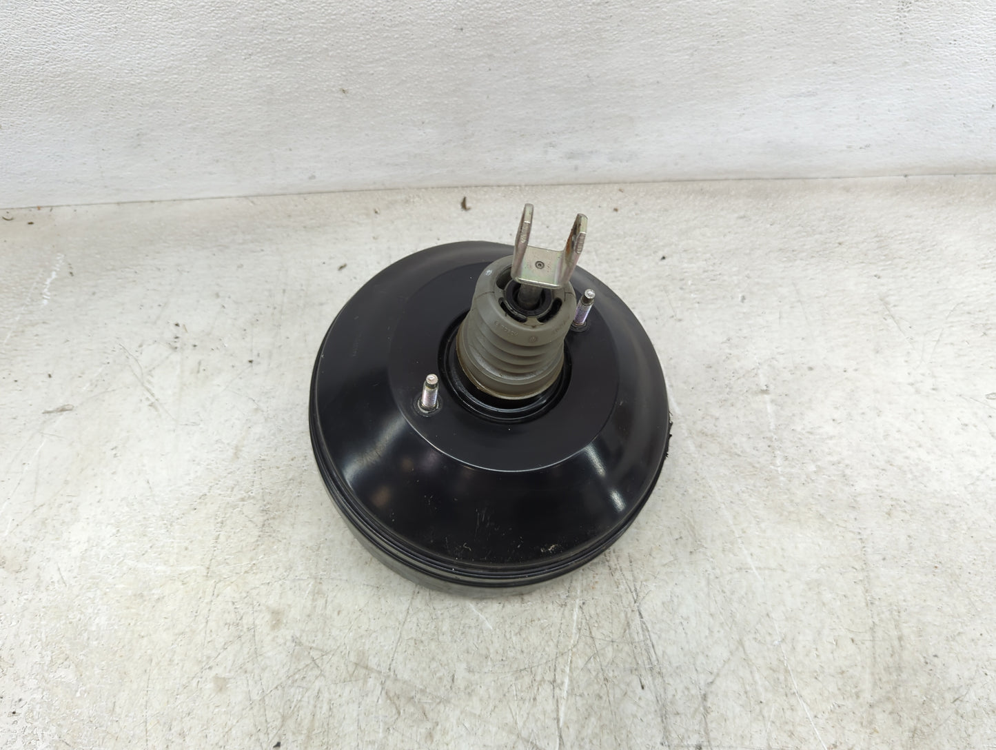 2013-2016 Bmw 328i Power Brake Booster Oem - Oemusedautoparts1.com