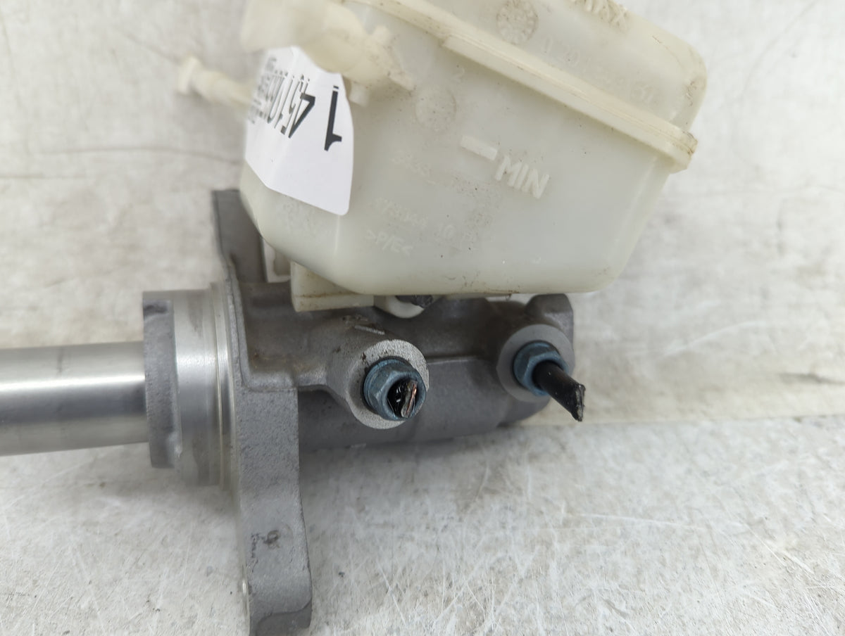 2012-2016 Bmw 328i Brake Master Cylinder 1451065 - Oemusedautoparts1.com