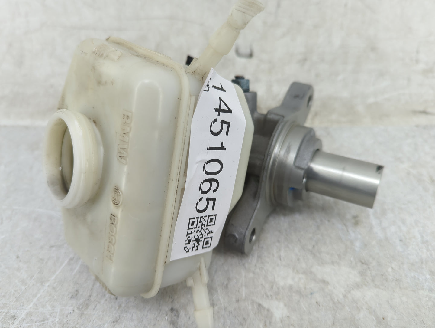 2012-2016 Bmw 328i Brake Master Cylinder 1451065 - Oemusedautoparts1.com