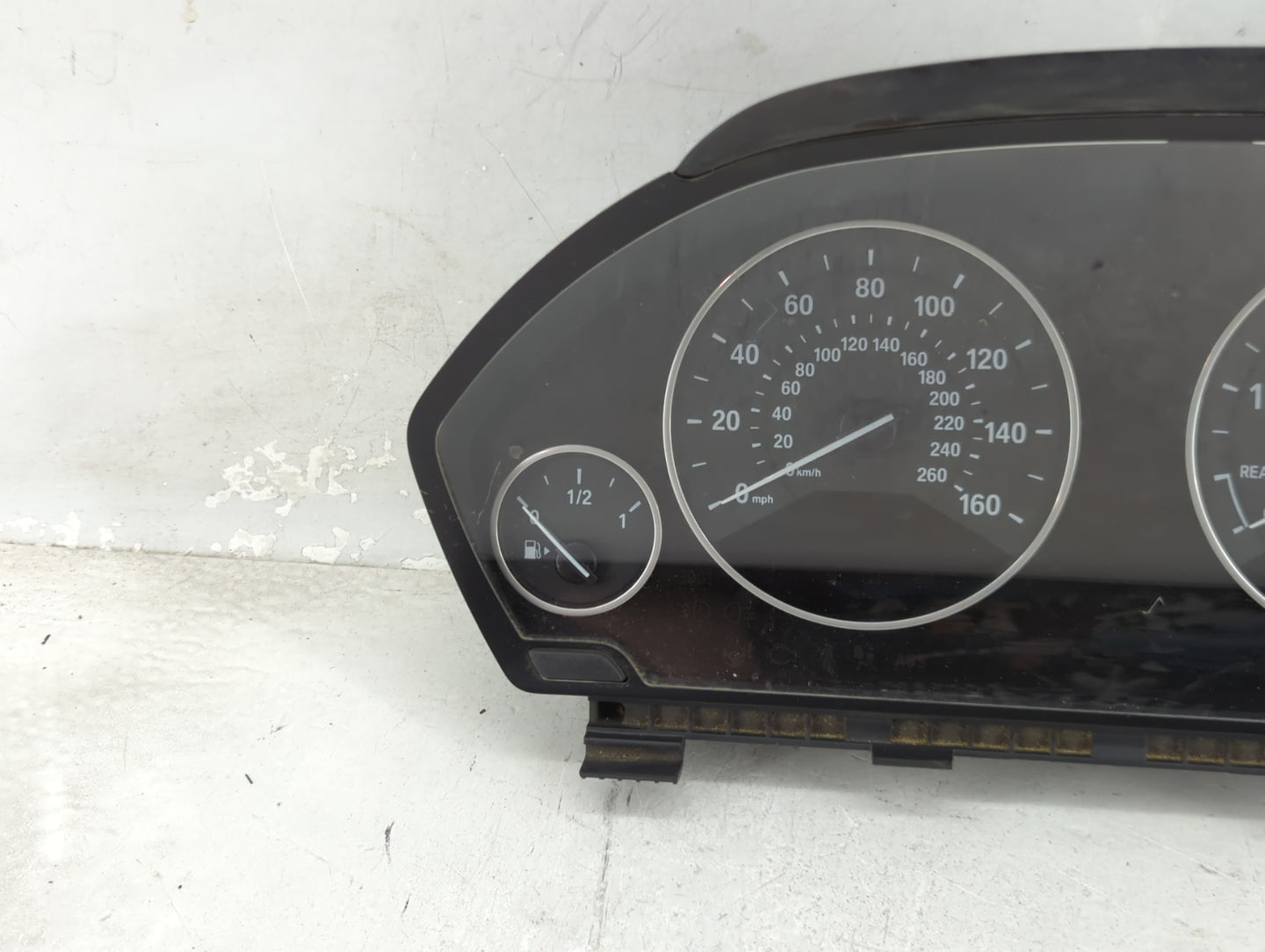 2012-2016 Bmw 328i Instrument Cluster Speedometer Gauges P/N:IK929584801A 200 500 017 Miles: Fits OEM Used Auto Parts - Oemu