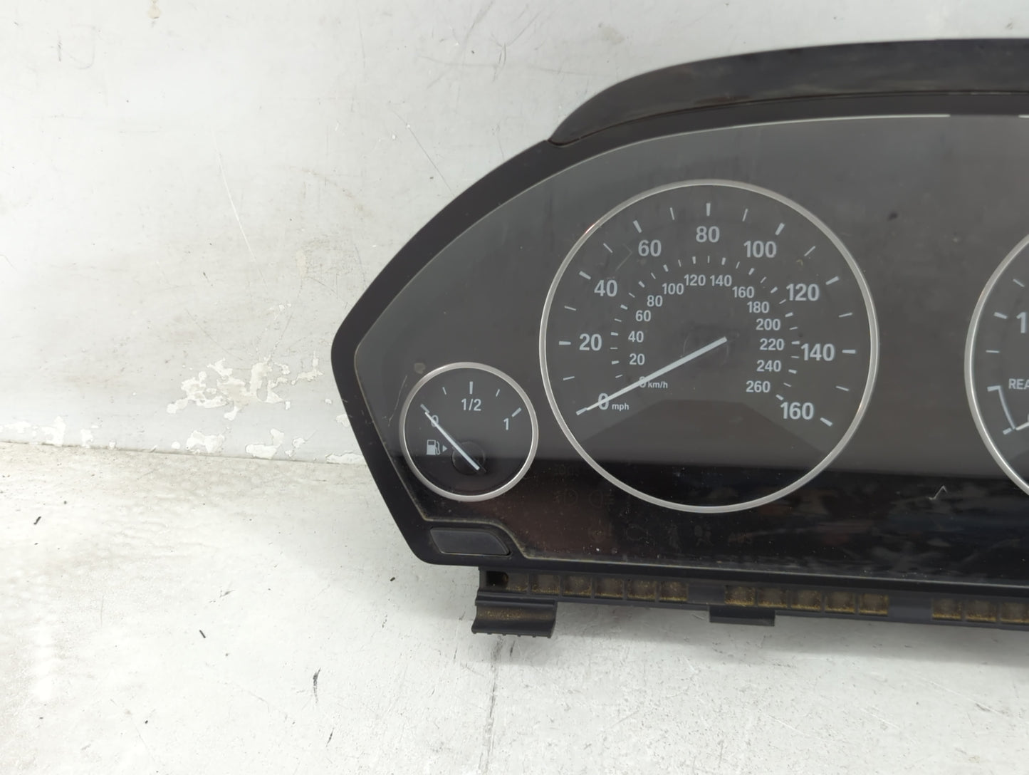 2012-2016 Bmw 328i Instrument Cluster Speedometer Gauges P/N:IK929584801A 200 500 017 Miles: Fits OEM Used Auto Parts - Oemu