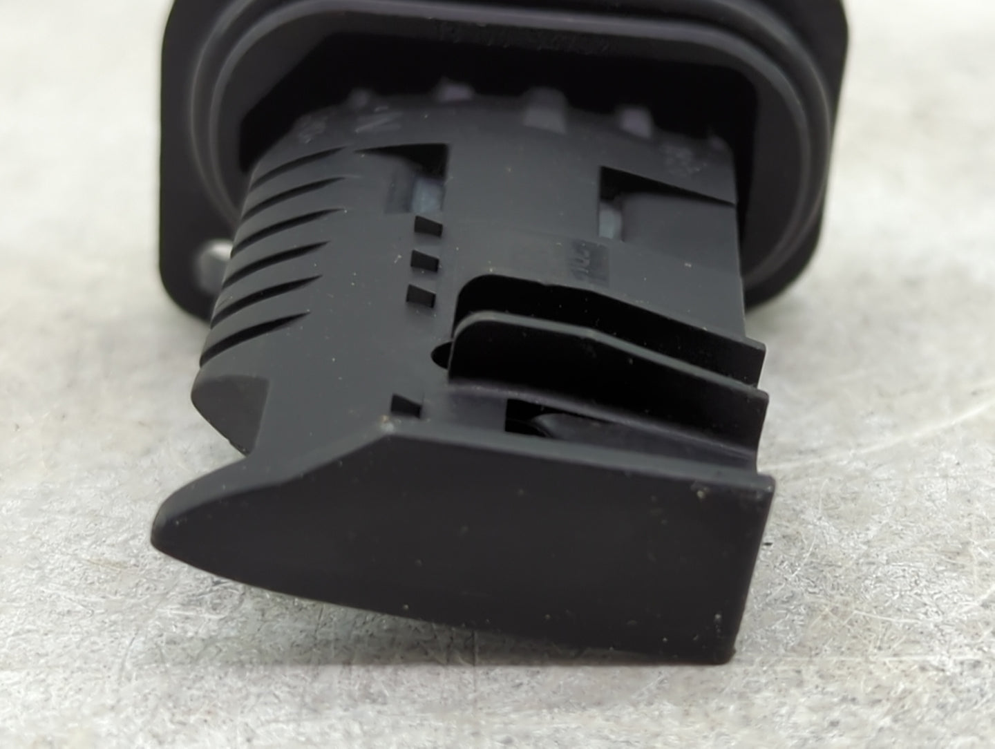 2012-2016 Bmw 328i Mass Air Flow Meter Maf - Oemusedautoparts1.com