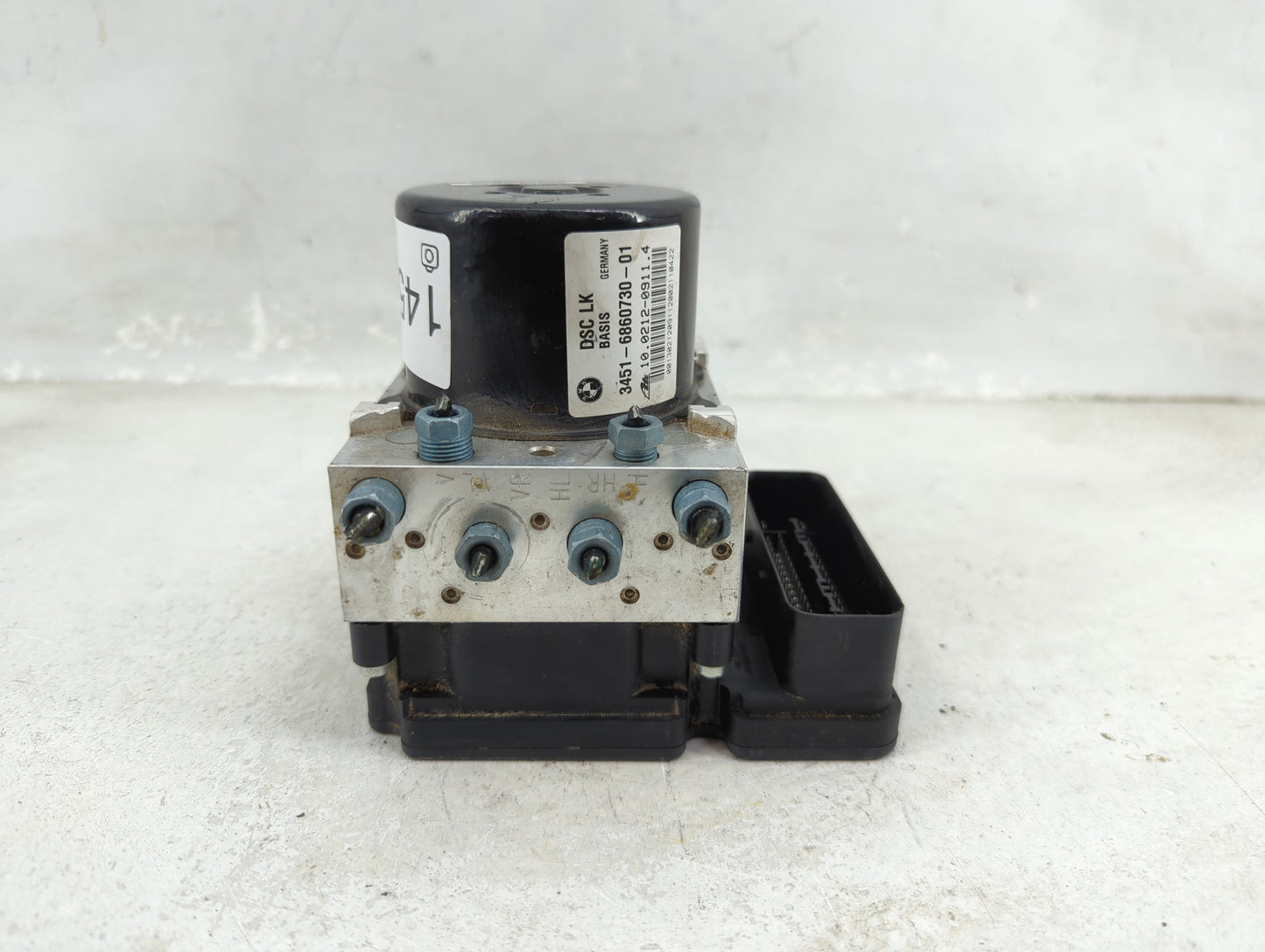 2012-2013 Bmw 328i ABS Pump Control Module Replacement P/N:3451-6860730-01 Fits Fits 2012 2013 OEM Used Auto Parts - Oemused
