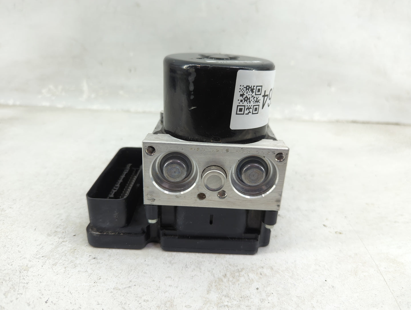 2012-2013 Bmw 328i ABS Pump Control Module Replacement P/N:3451-6860730-01 Fits Fits 2012 2013 OEM Used Auto Parts - Oemused