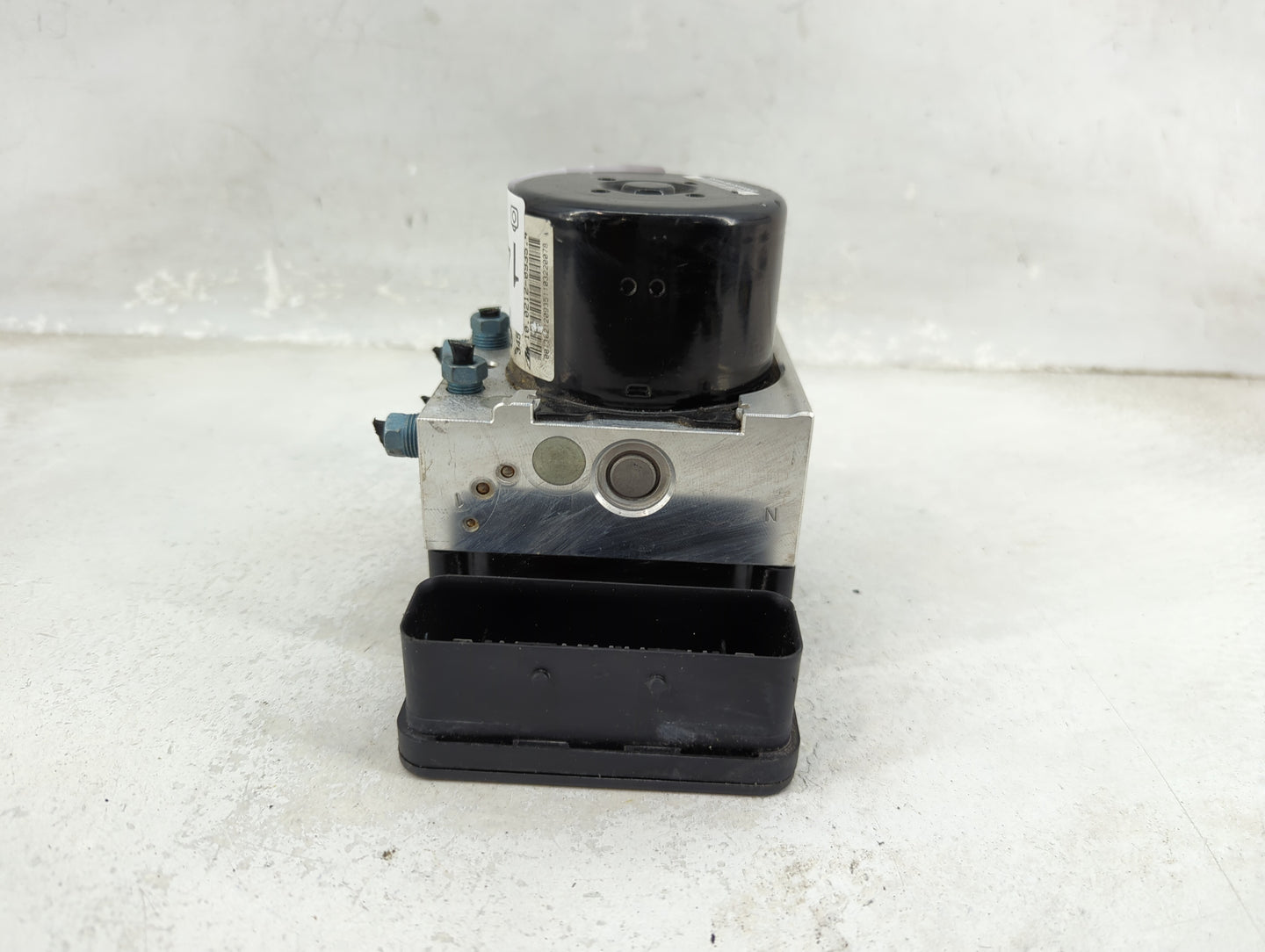 2012-2013 Bmw 328i ABS Pump Control Module Replacement P/N:3451-6860730-01 Fits Fits 2012 2013 OEM Used Auto Parts - Oemused