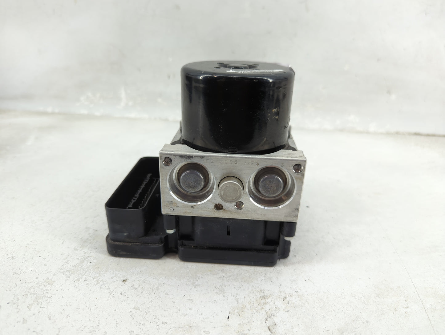 2012-2013 Bmw 328i ABS Pump Control Module Replacement P/N:3451-6860730-01 Fits Fits 2012 2013 OEM Used Auto Parts - Oemused