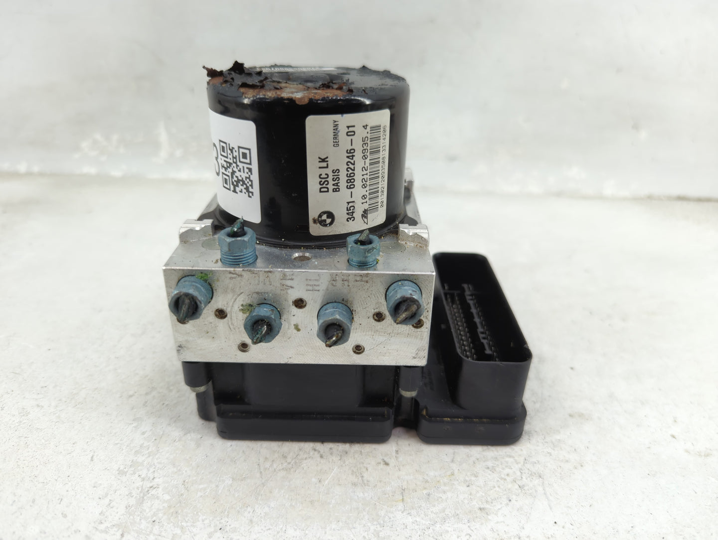 2012-2013 Bmw 328i ABS Pump Control Module Replacement P/N:3451-6860730-01 Fits Fits 2012 2013 OEM Used Auto Parts - Oemused