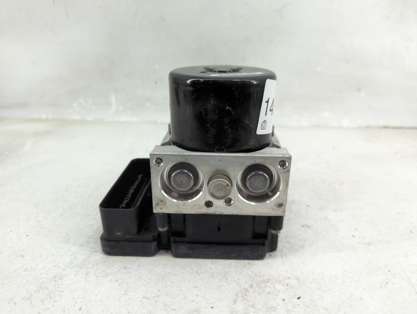 2012-2013 Bmw 328i ABS Pump Control Module Replacement P/N:3451-6860730-01 Fits Fits 2012 2013 OEM Used Auto Parts - Oemused
