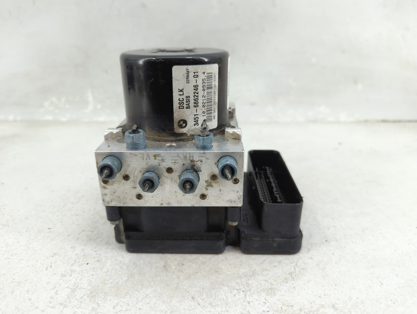 2012-2013 Bmw 328i ABS Pump Control Module Replacement Fits Fits 2012 2013 OEM Used Auto Parts - Oemusedautoparts1.com