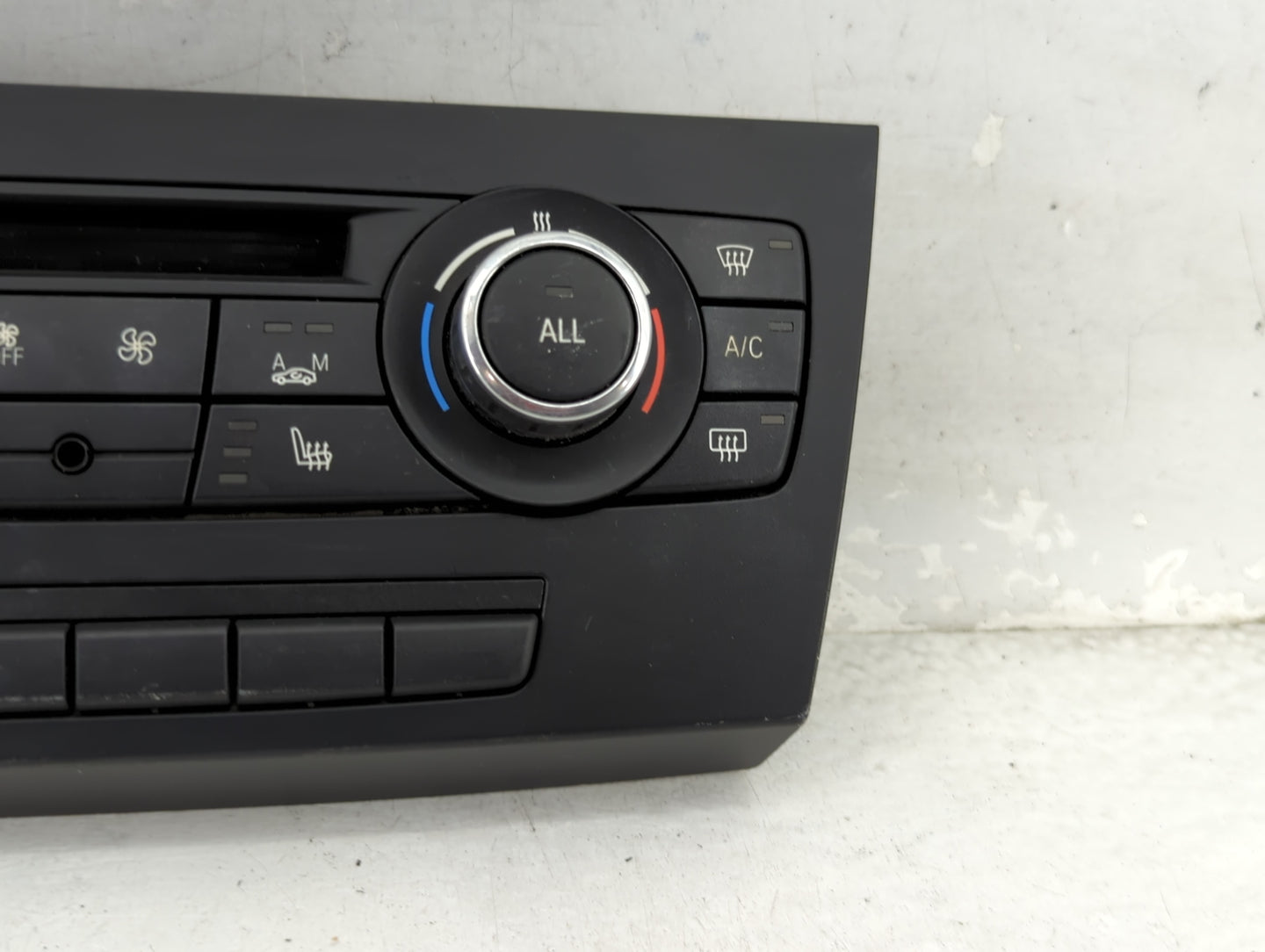 2011-2013 Bmw 328i Climate Control Module Temperature AC/Heater Replacement P/N:9292264-02 Fits Fits 2011 2012 2013 OEM Used