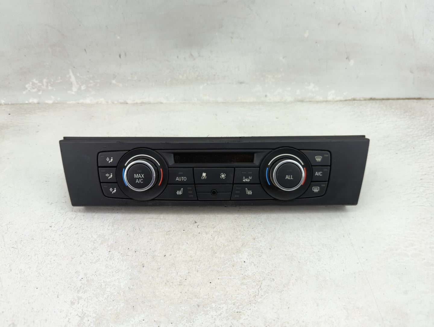 2011-2013 Bmw 328i Climate Control Module Temperature AC/Heater Replacement P/N:9287626-02 Fits Fits 2011 2012 2013 OEM Used