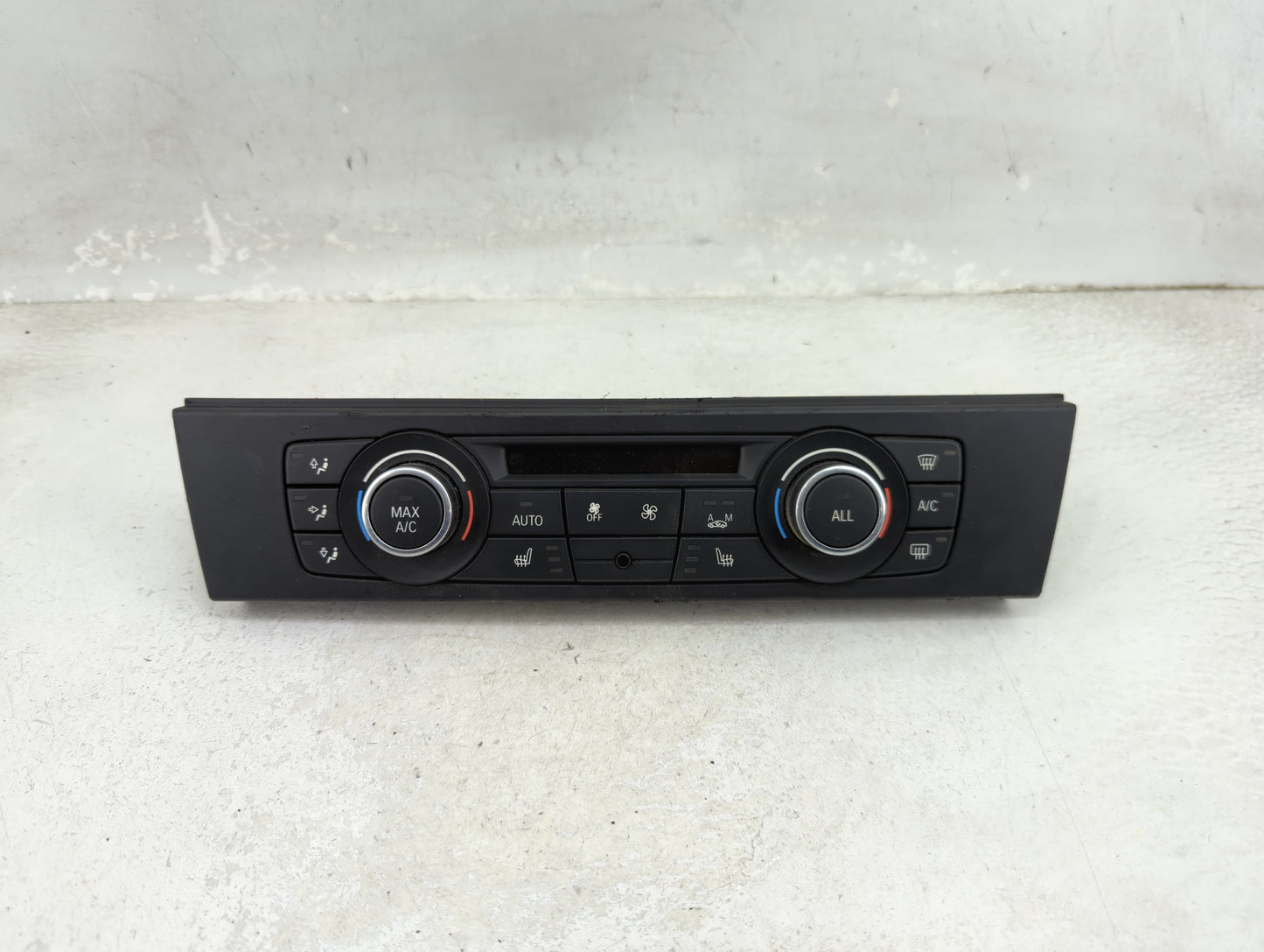 2011-2013 Bmw 328i Climate Control Module Temperature AC/Heater Replacement P/N:9287626-02 Fits Fits 2011 2012 2013 OEM Used