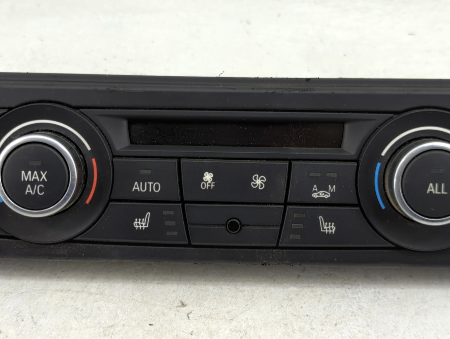 2011-2013 Bmw 328i Climate Control Module Temperature AC/Heater Replacement P/N:9287626-02 Fits Fits 2011 2012 2013 OEM Used
