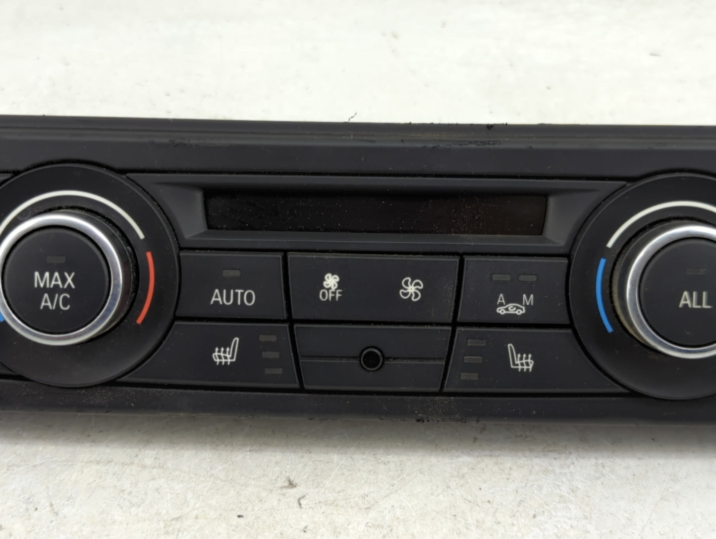 2011-2013 Bmw 328i Climate Control Module Temperature AC/Heater Replacement P/N:9287626-02 Fits Fits 2011 2012 2013 OEM Used