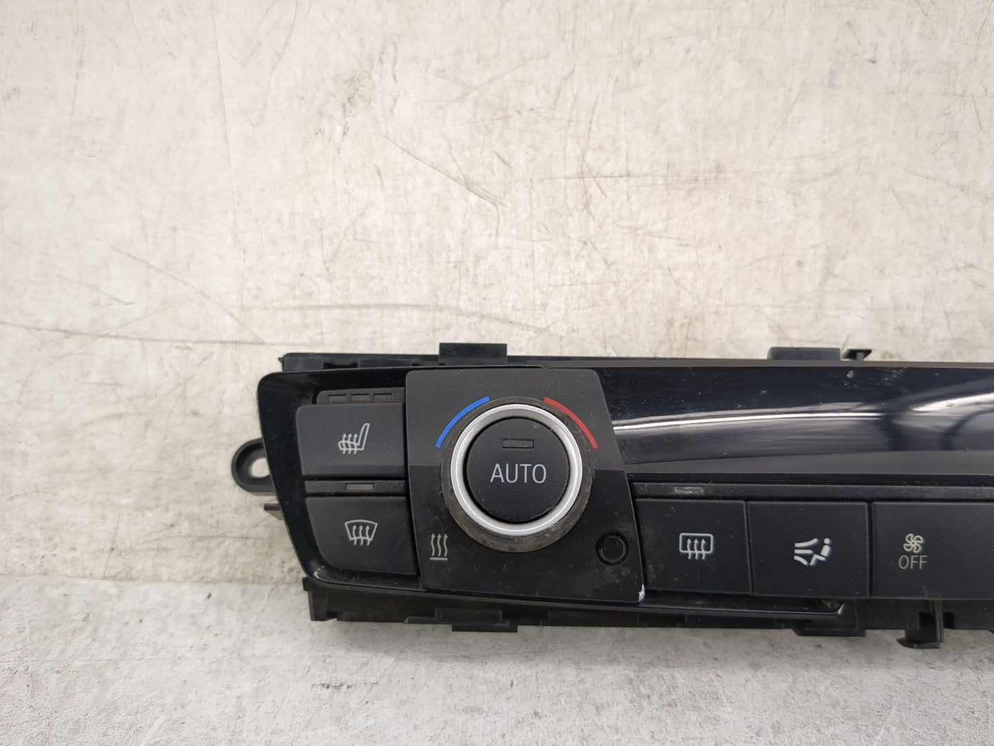 2012-2014 Bmw 328i Climate Control Module Temperature AC/Heater Replacement Fits Fits 2012 2013 2014 OEM Used Auto Parts - O