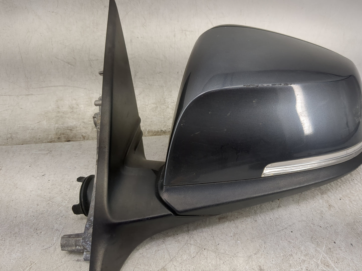 2012-2013 Bmw 328i Driver Side View Mirror - Left Door Mirror OEM Used - Oemusedautoparts1.com