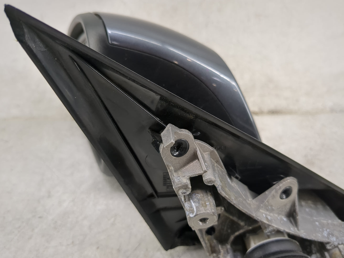 2012-2013 Bmw 328i Driver Side View Mirror - Left Door Mirror OEM Used - Oemusedautoparts1.com