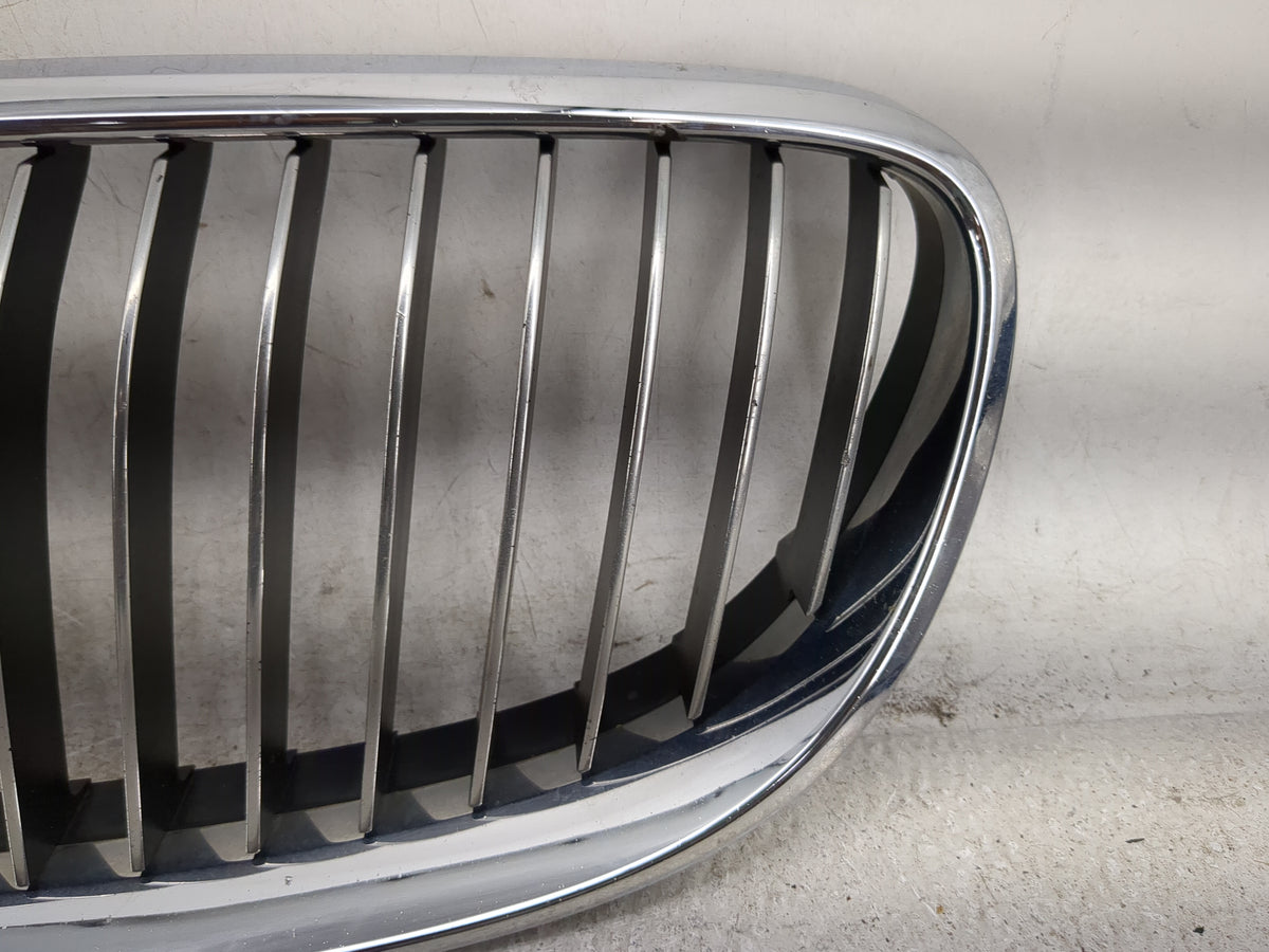 2011-2013 Bmw 328i Front Grille Bumper Not Included 1459911 - Oemusedautoparts1.com