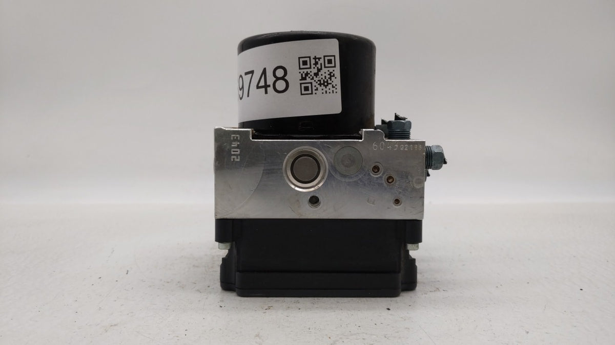 2012-2013 Bmw 328i Anti-Lock Brake ABS Pump Module Actuator OEM P/N:3451-6862246 3451-6860730, 3451-6857323 Fits Fits 2012 2