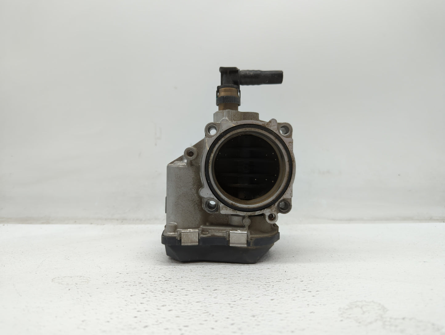 2012-2016 Bmw 328i Throttle Body P/N:A2C53355204 1354 7588625 Fits Fits 2012 2013 2014 2015 2016 2017 2018 OEM Used Auto Par